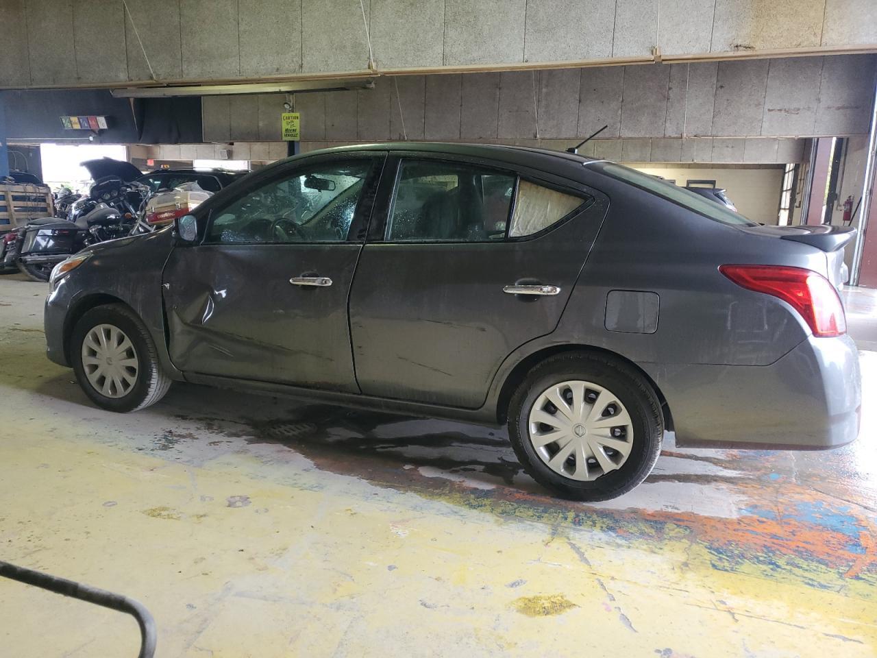 2019 NISSAN VERSA