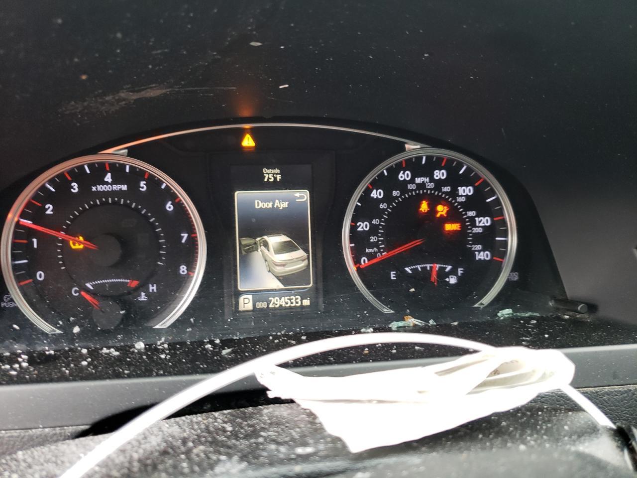 2016 TOYOTA CAMRY