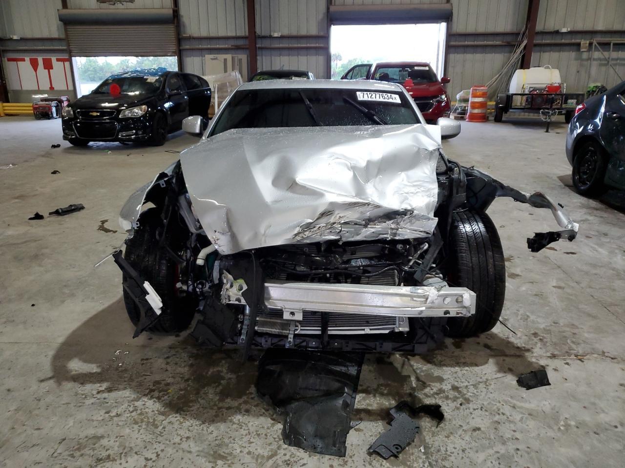 2016 NISSAN 370Z