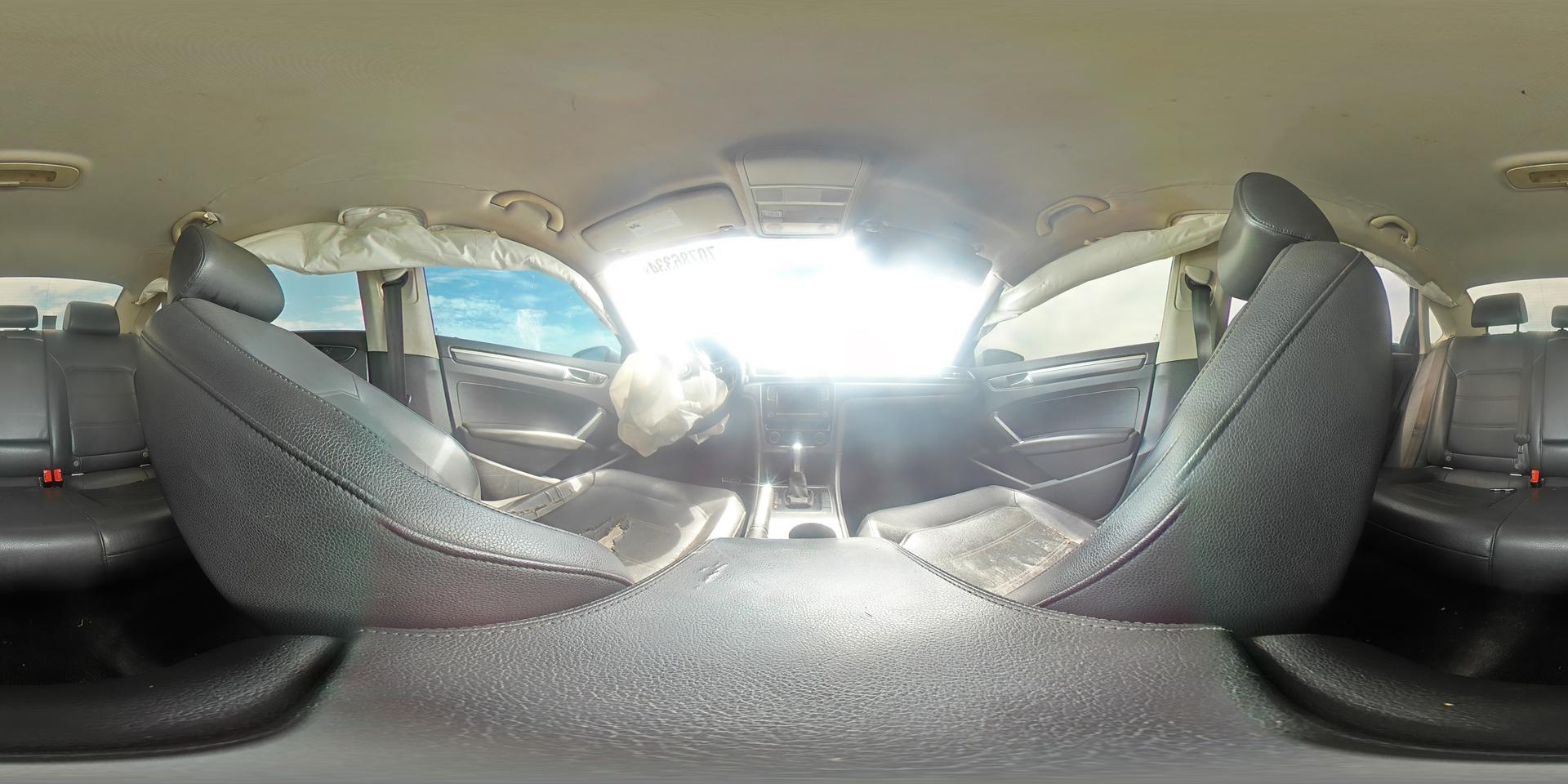 2017 VOLKSWAGEN Passat