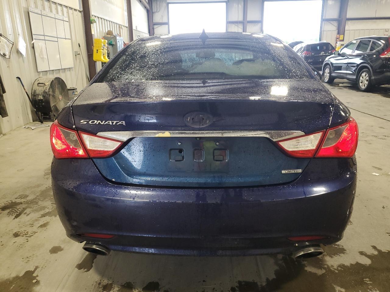 2012 HYUNDAI SONATA