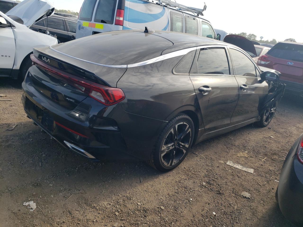 2022 KIA K5