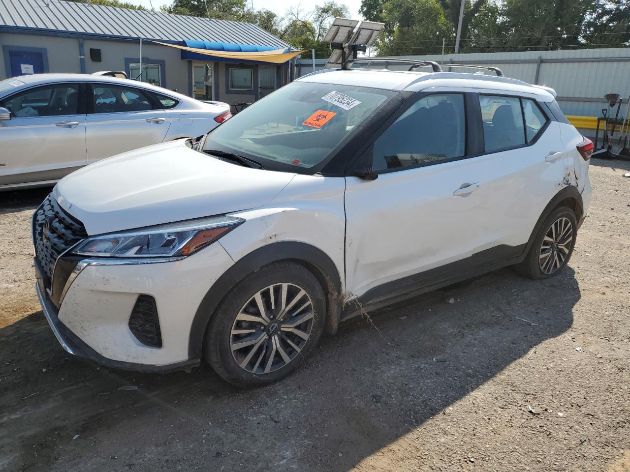 2022 NISSAN KICKS