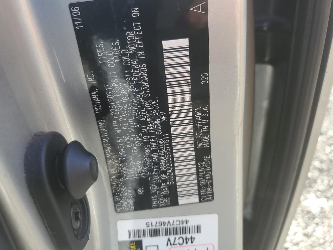 2006 TOYOTA SIENNA
