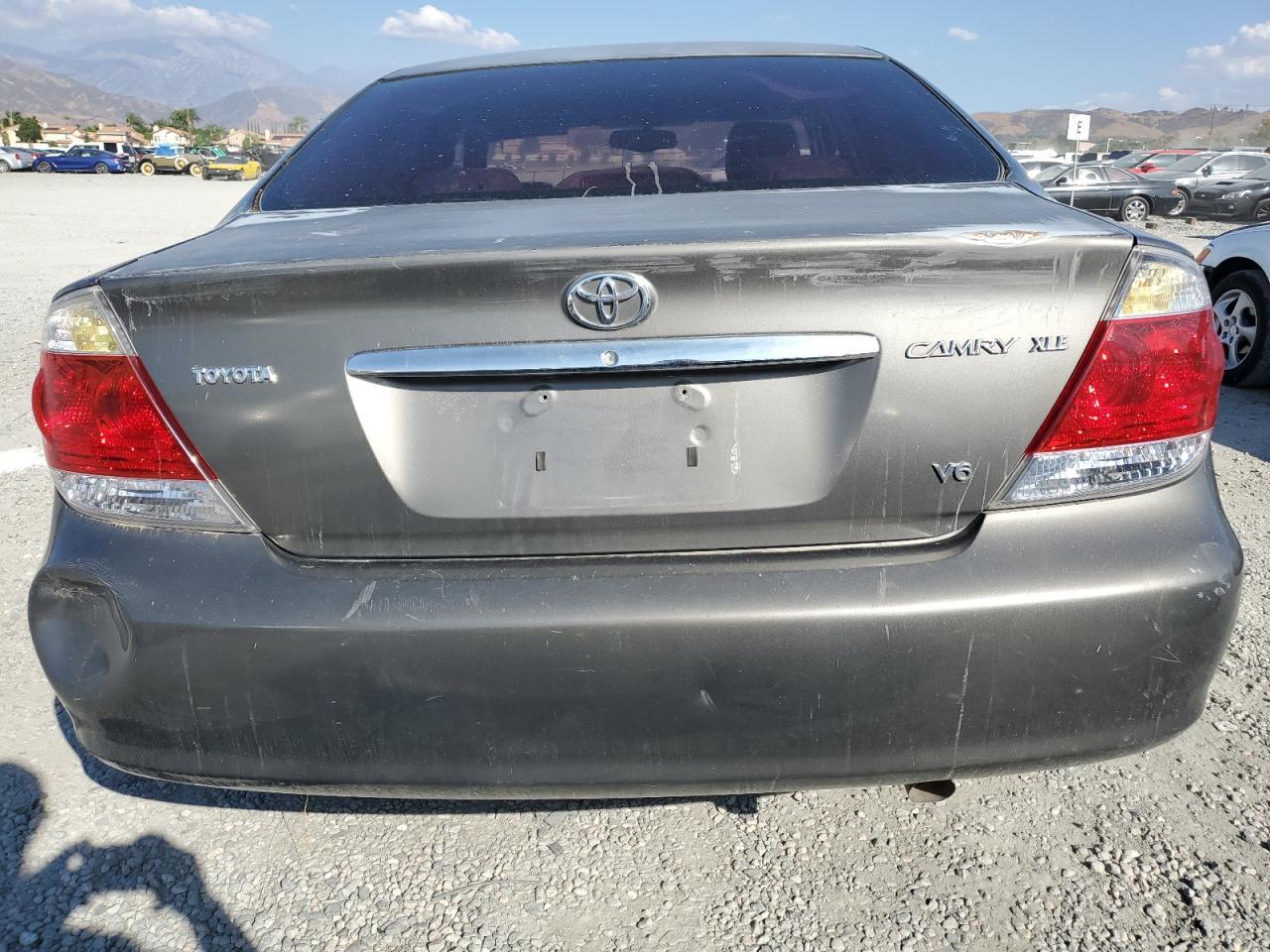 2005 TOYOTA CAMRY