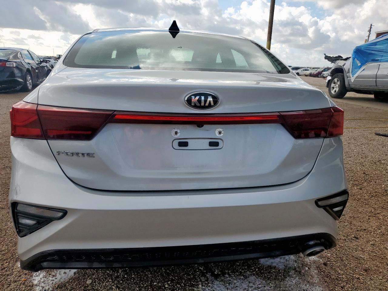 2021 KIA FORTE
