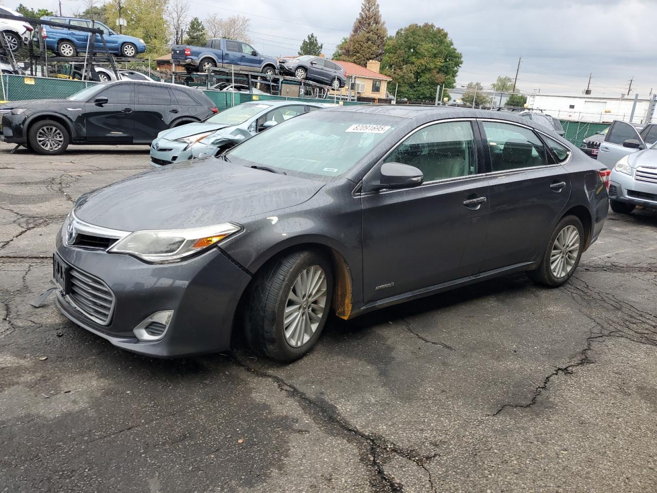 2014 TOYOTA Avalon
