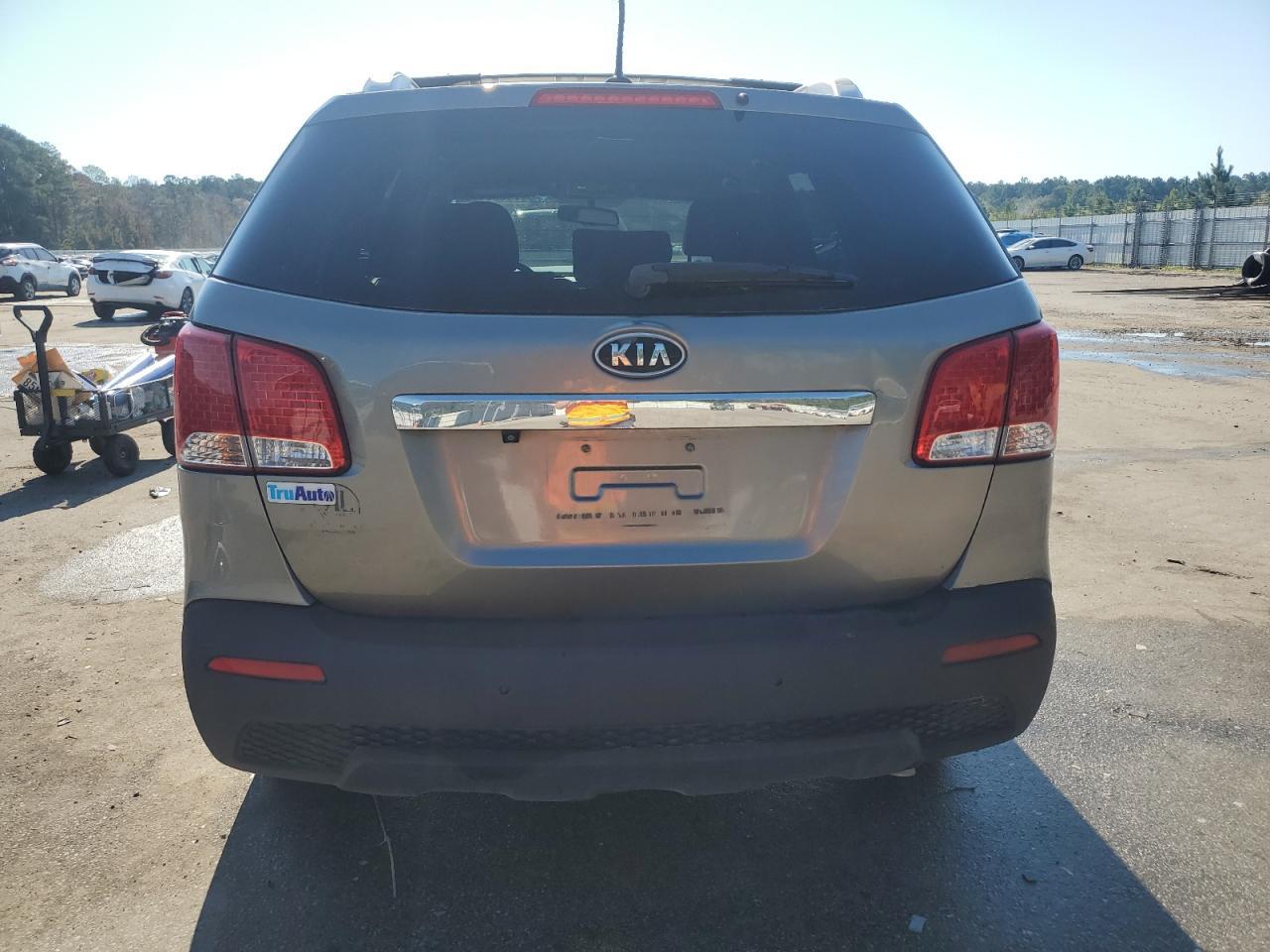 2013 KIA SORENTO