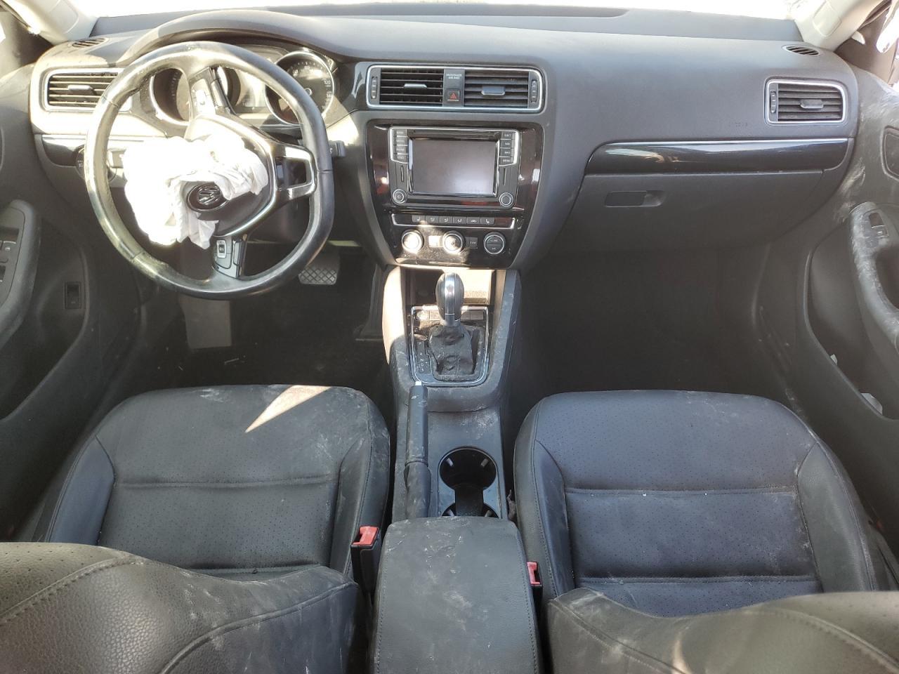 2017 VOLKSWAGEN JETTA