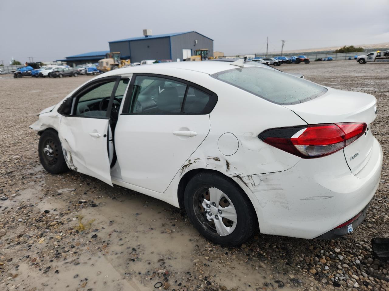 2017 KIA FORTE