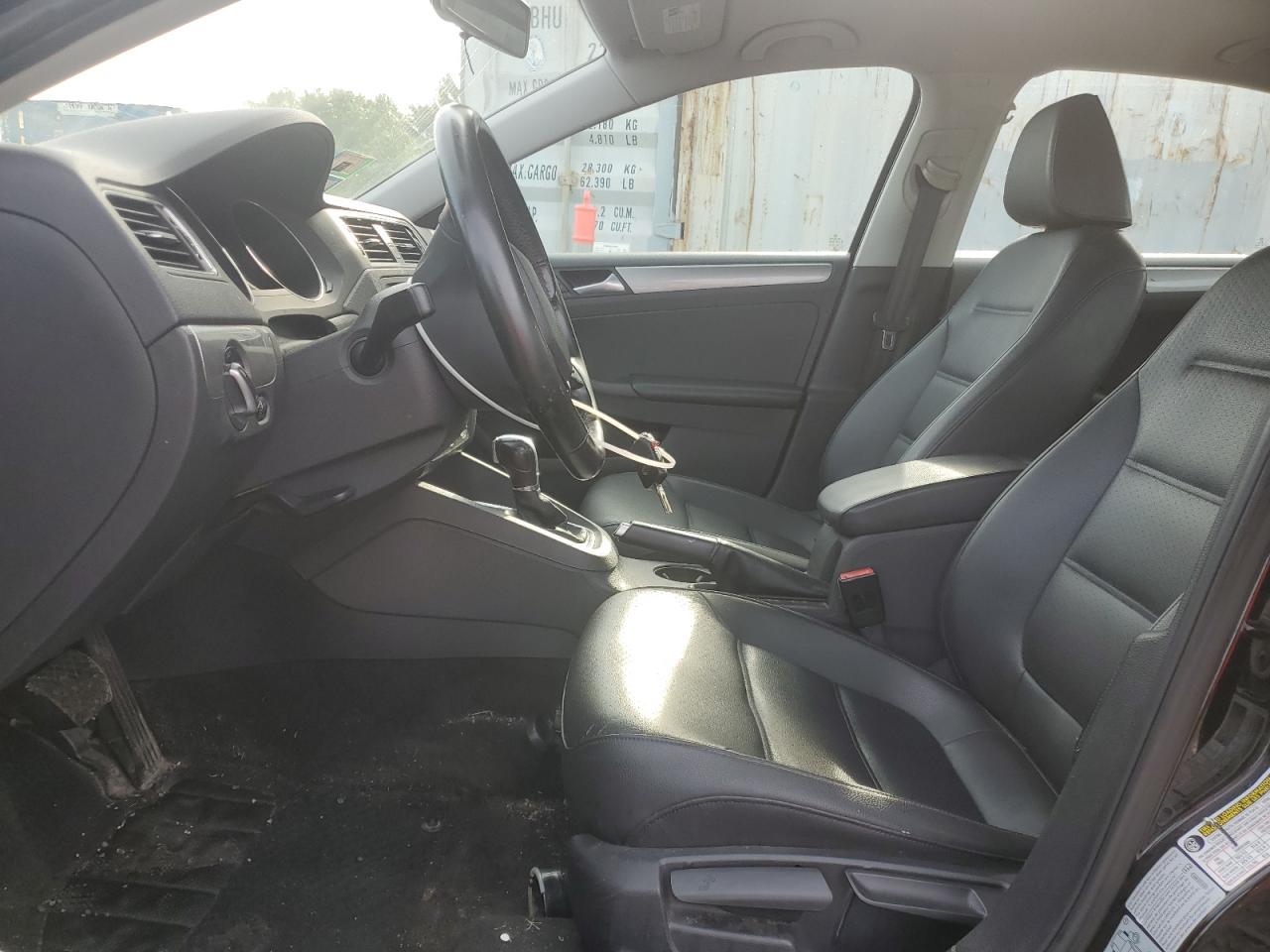 2017 VOLKSWAGEN JETTA