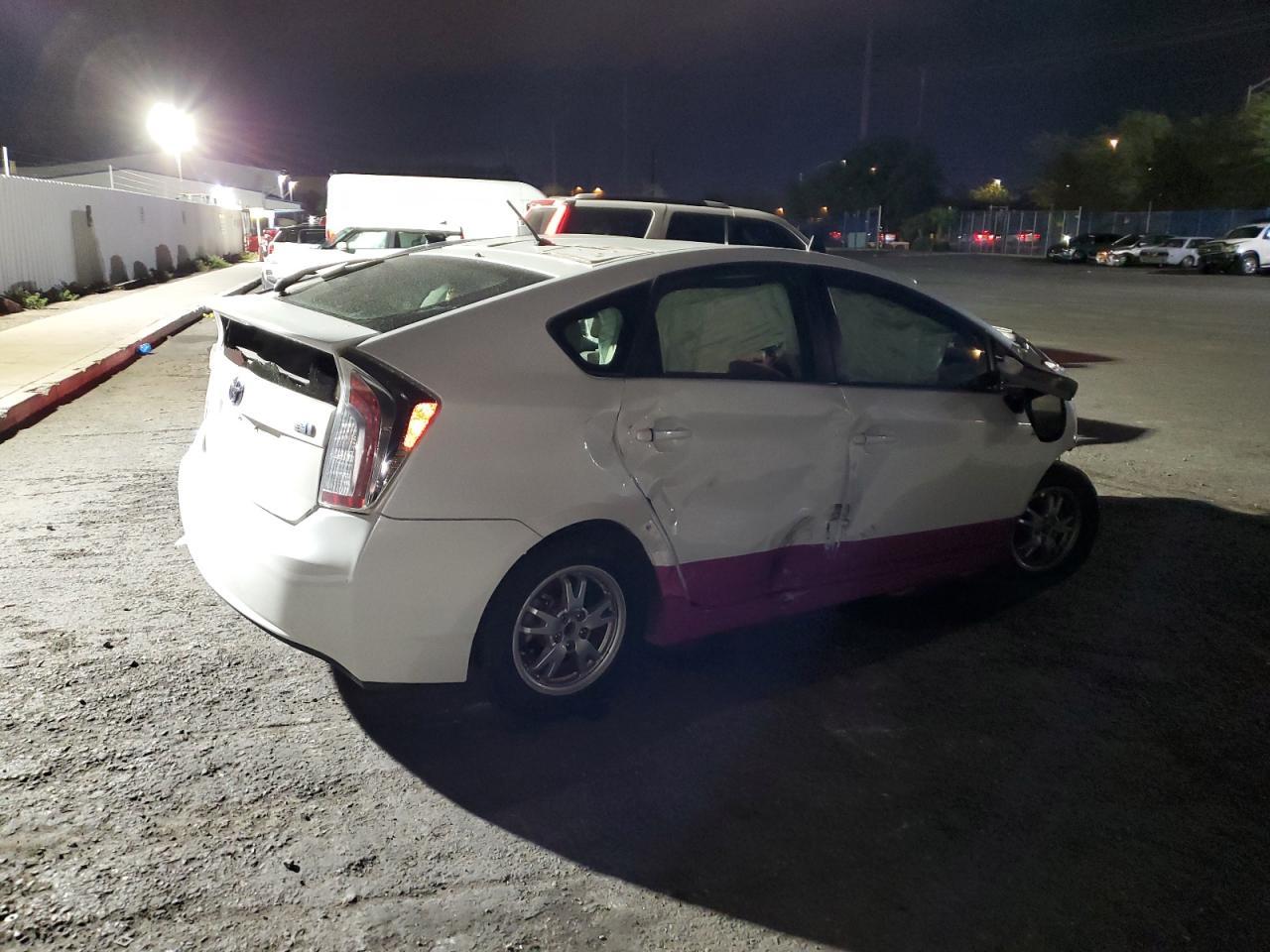 2015 TOYOTA PRIUS