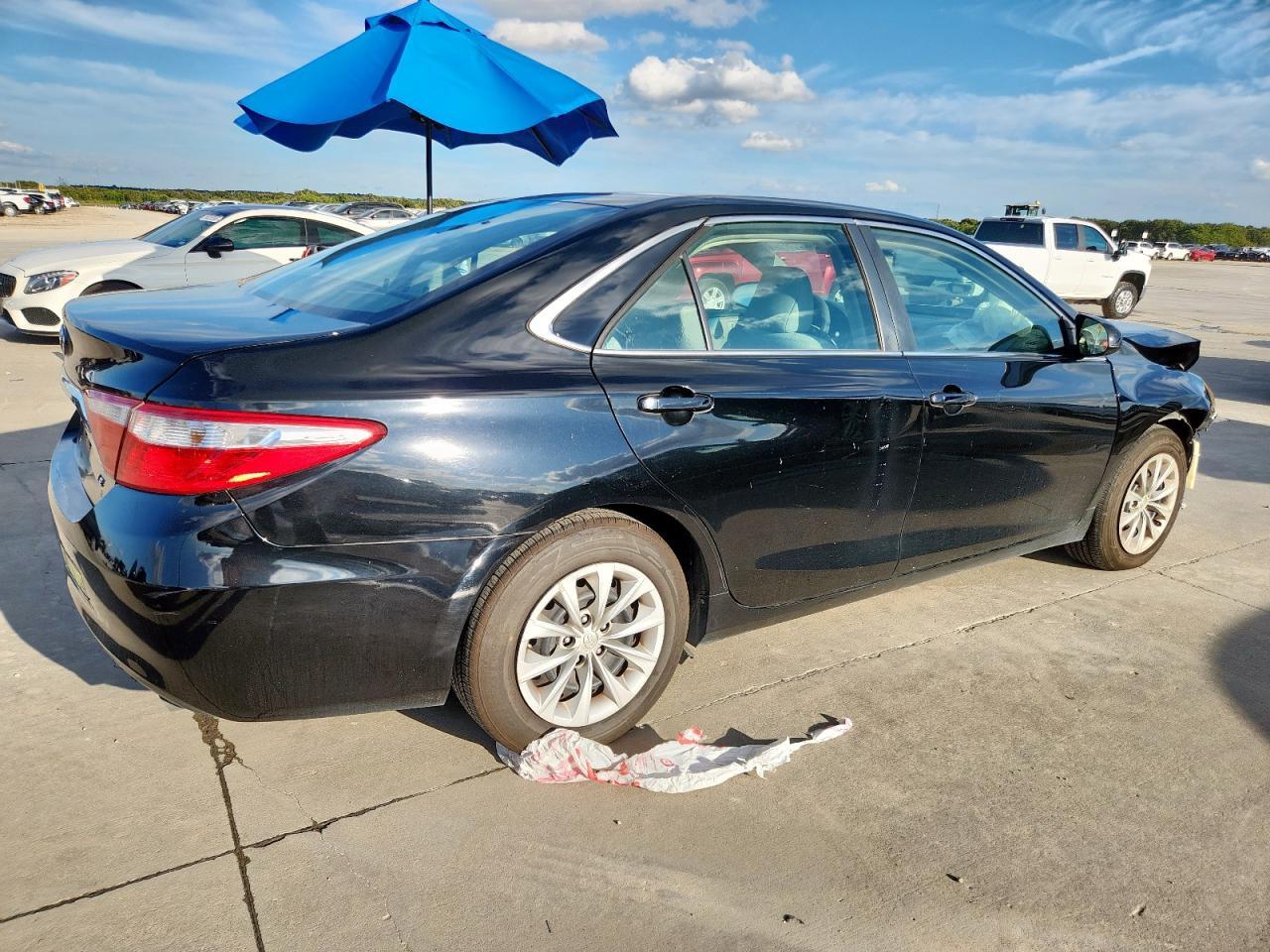 2015 TOYOTA CAMRY