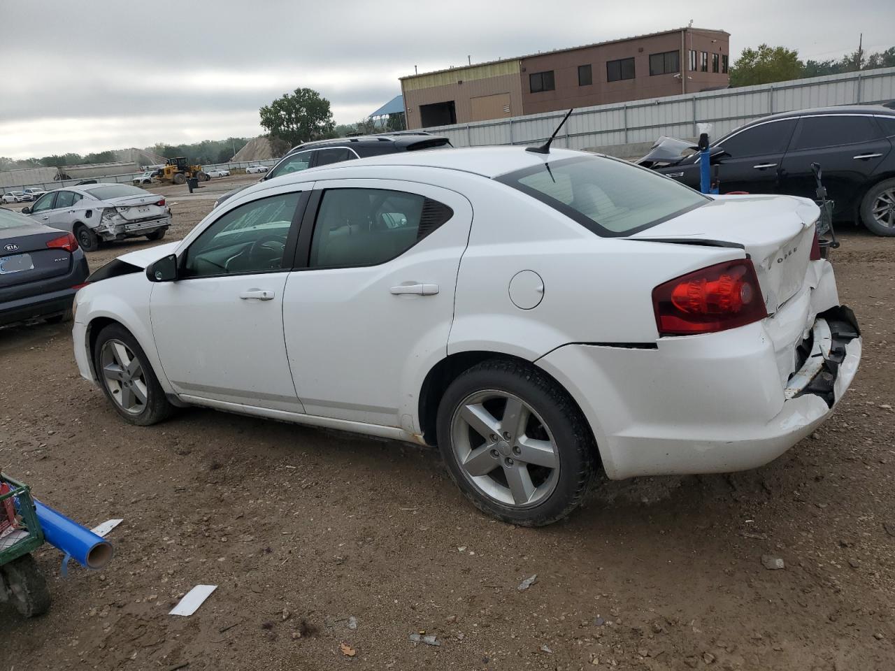 2012 DODGE Avenger