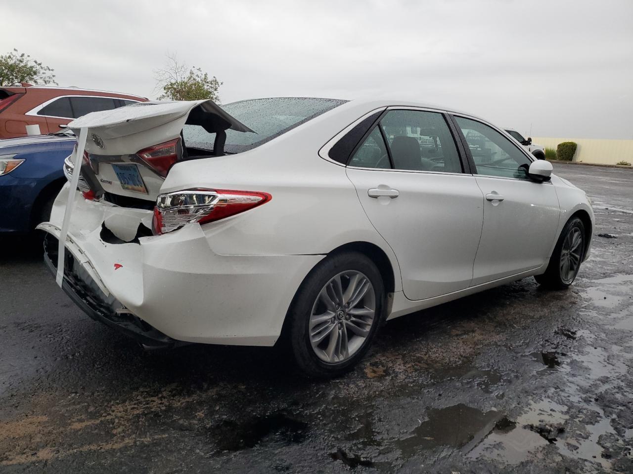2015 TOYOTA CAMRY