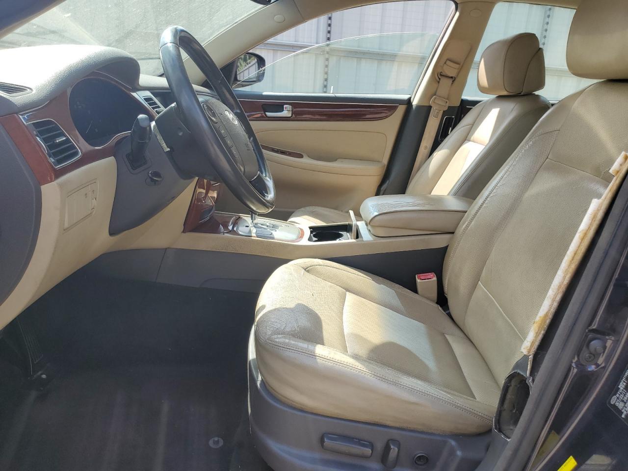 2012 HYUNDAI GENESIS