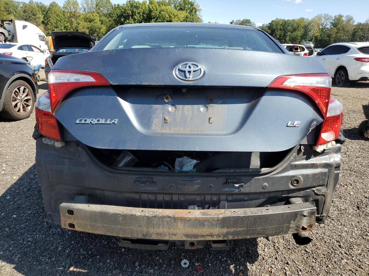 2015 TOYOTA COROLLA