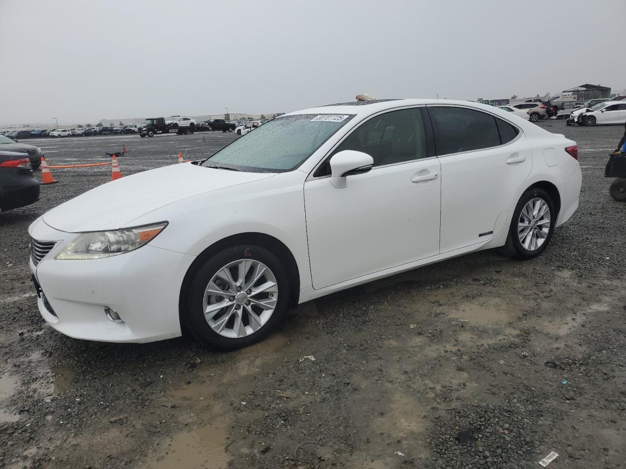 2013 LEXUS Es