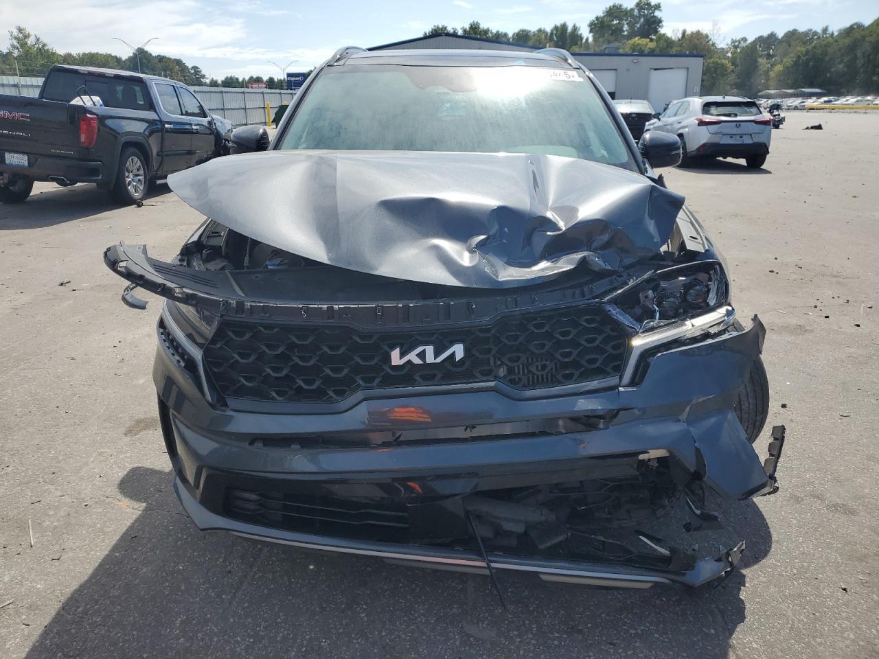 2022 KIA SORENTO