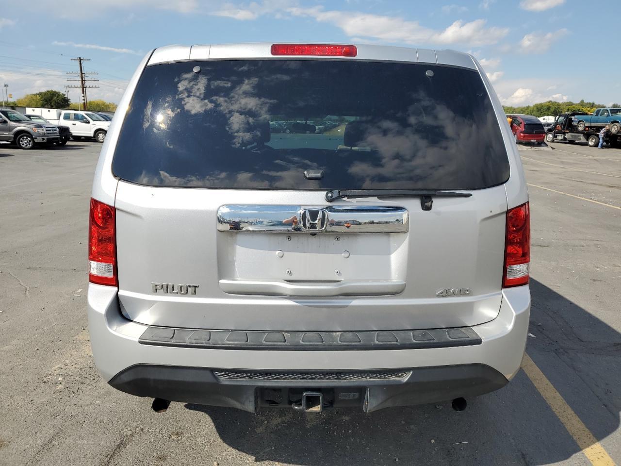 2015 HONDA PILOT