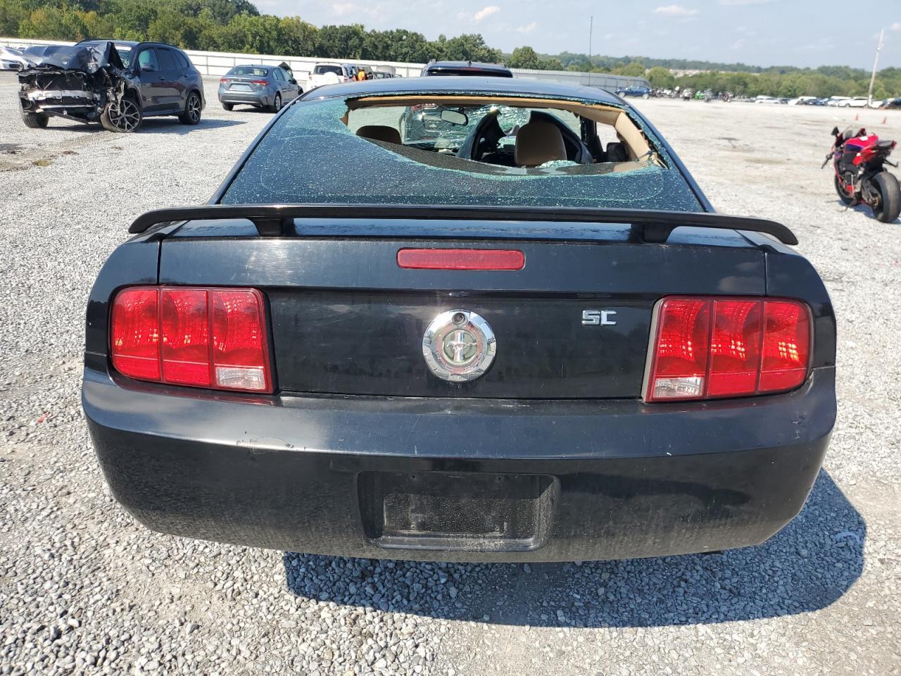 2005 FORD MUSTANG