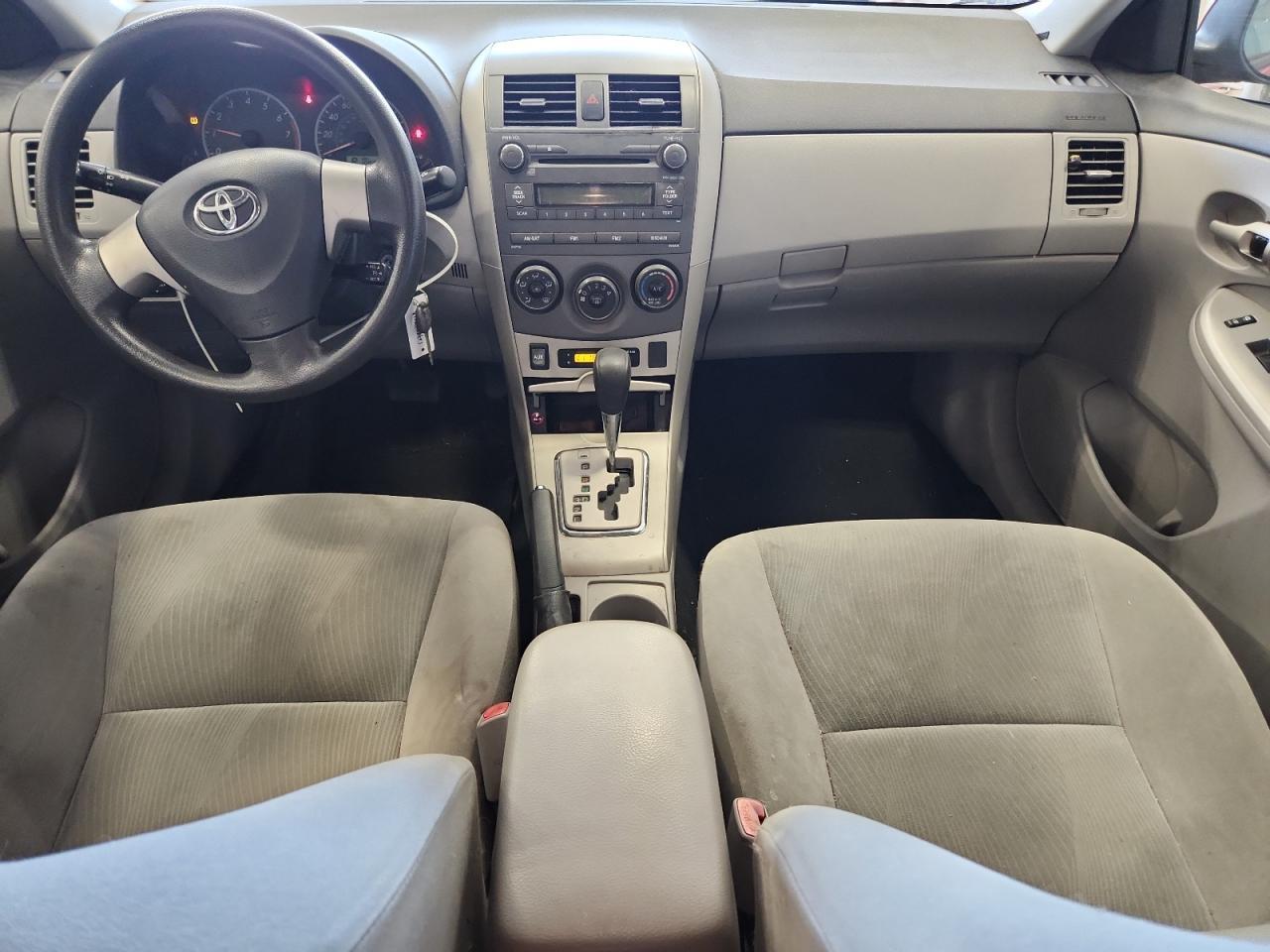 2011 TOYOTA COROLLA