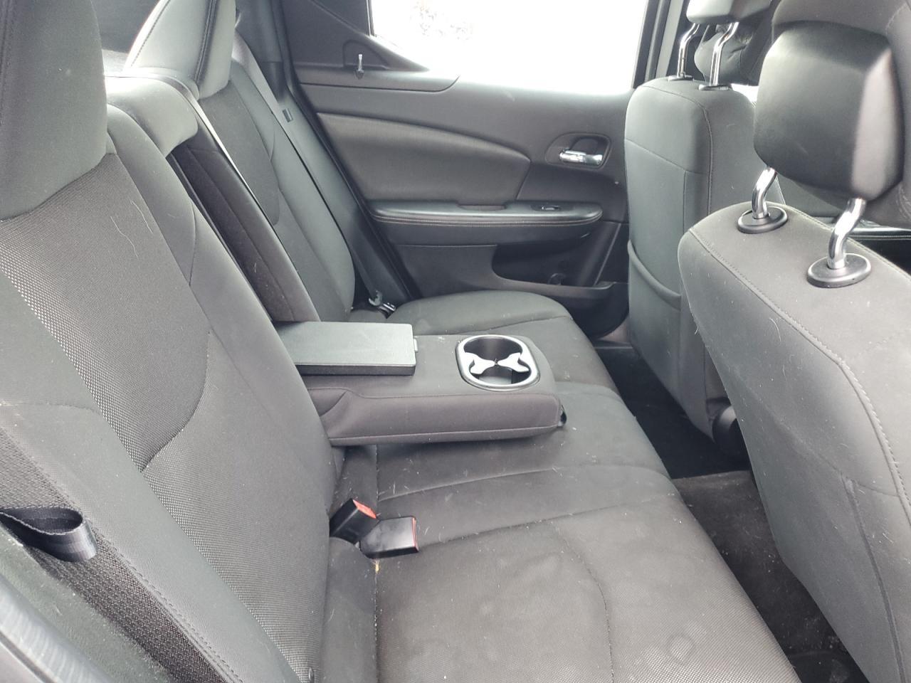 2013 DODGE Avenger