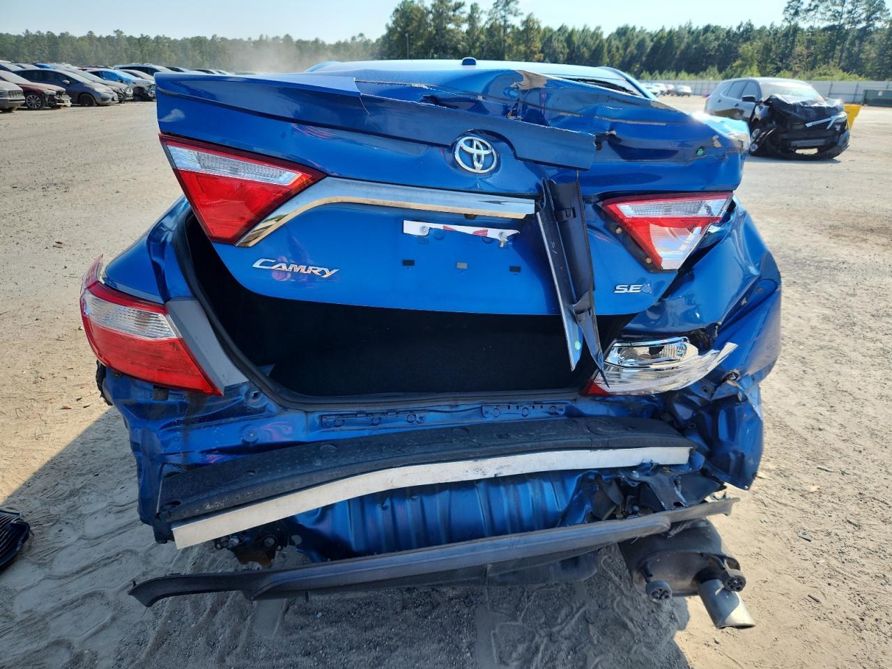 2017 TOYOTA CAMRY