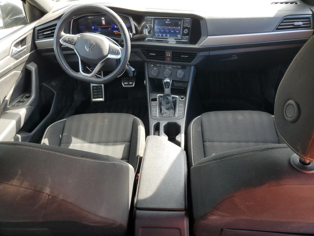 2024 VOLKSWAGEN JETTA