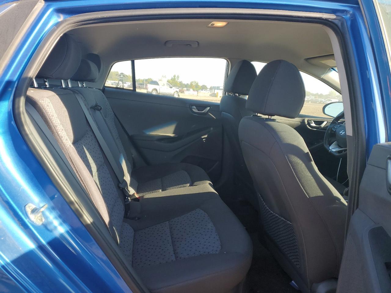 2017 HYUNDAI Ioniq