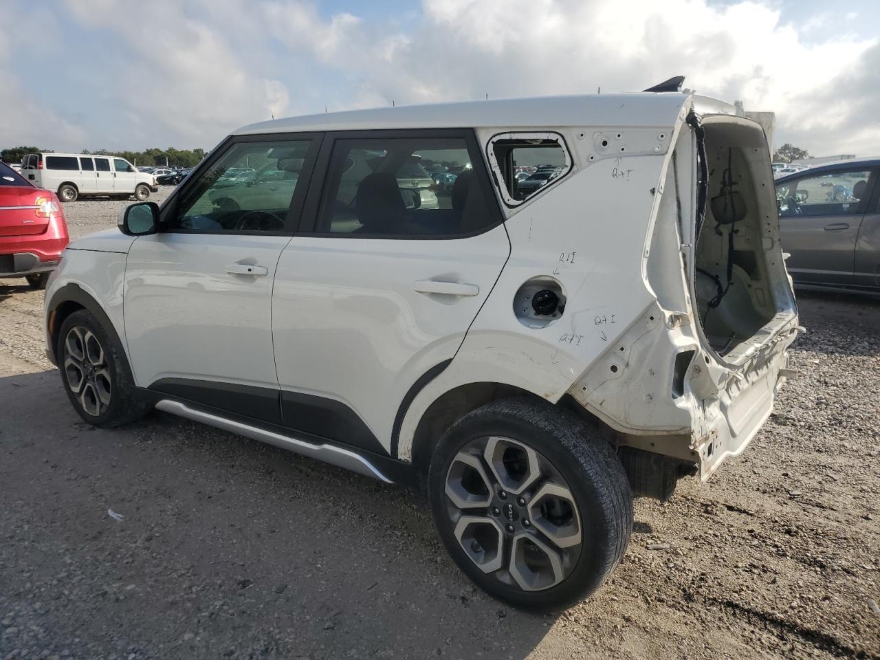2022 KIA SOUL