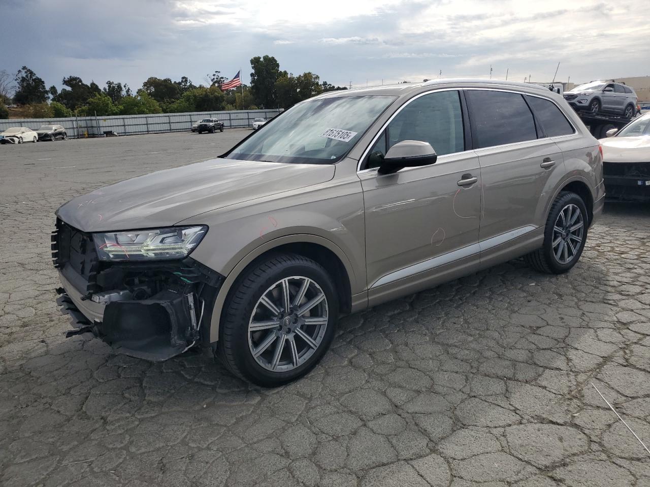 2017 AUDI Q7