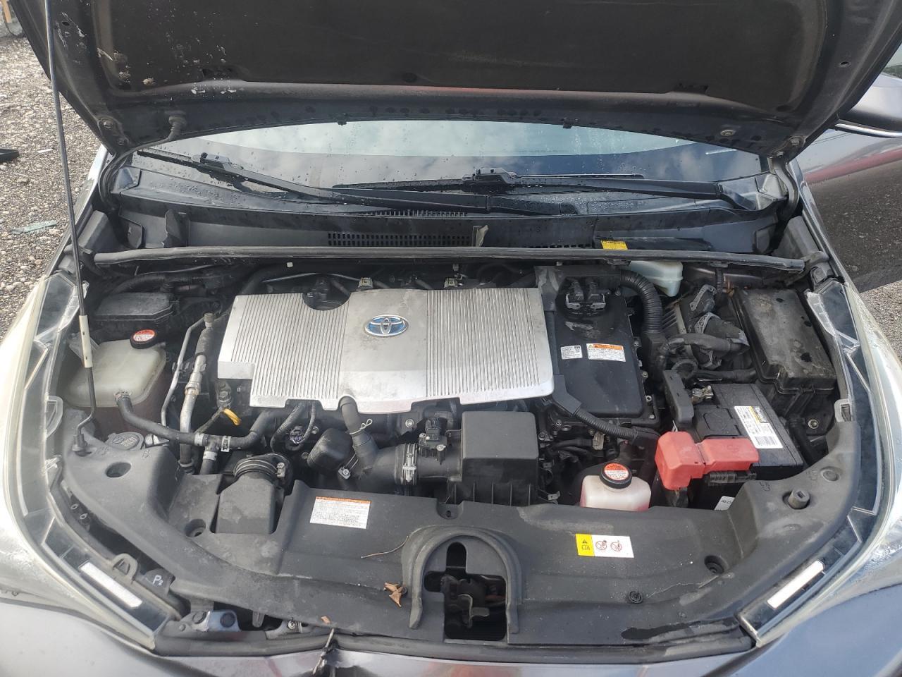 2016 TOYOTA PRIUS
