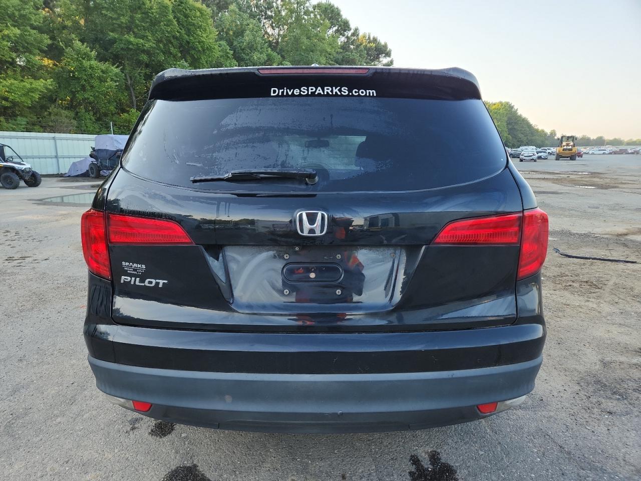 2017 HONDA PILOT