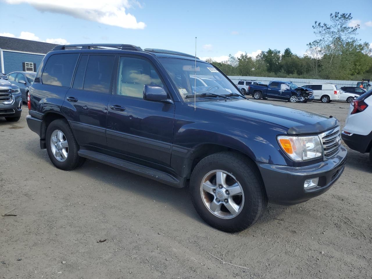 2004 TOYOTA LAND CRUISER