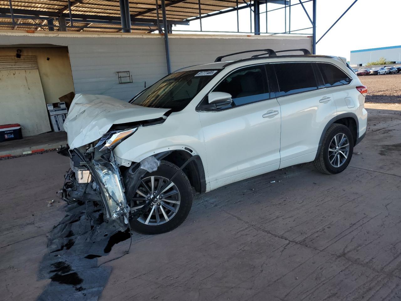 2018 TOYOTA HIGHLANDER