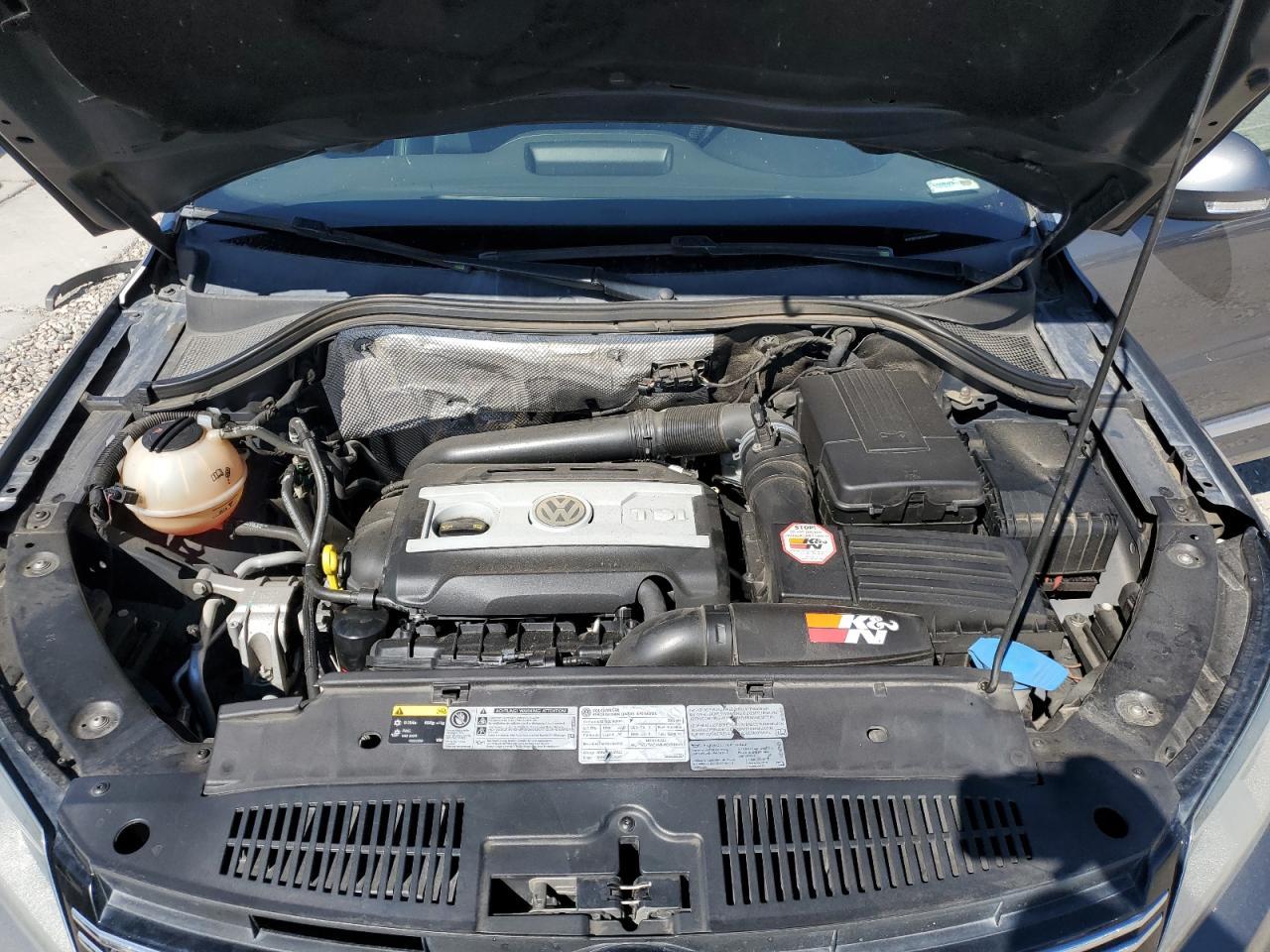 2016 VOLKSWAGEN TIGUAN