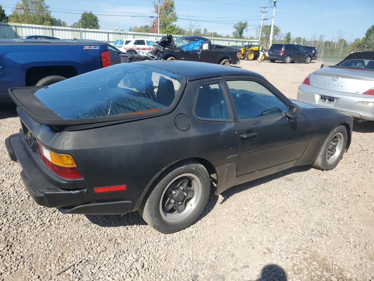 1984 PORSCHE 944