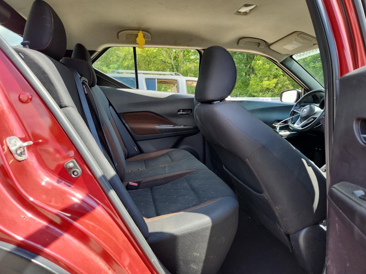 2020 NISSAN KICKS