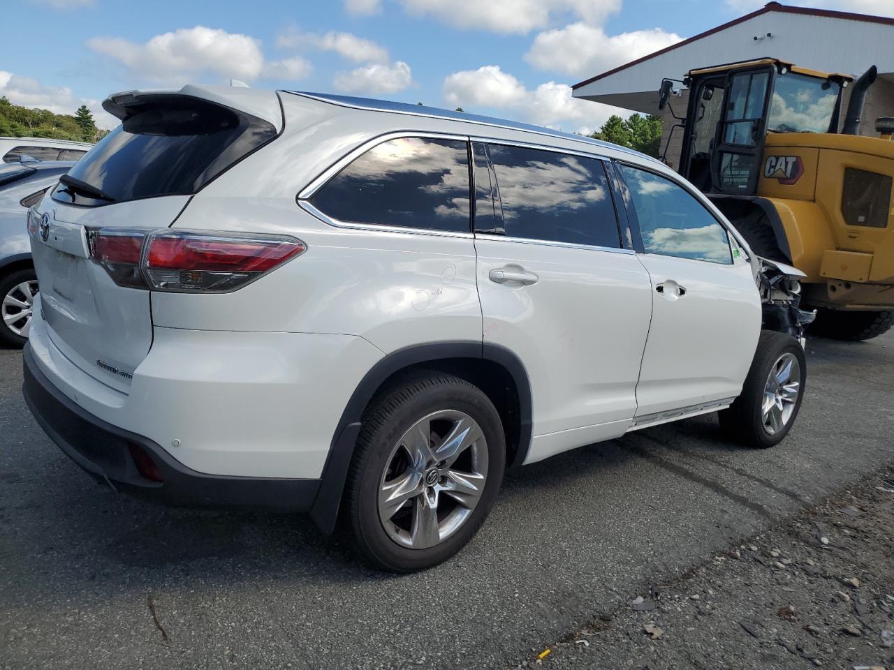 2016 TOYOTA HIGHLANDER