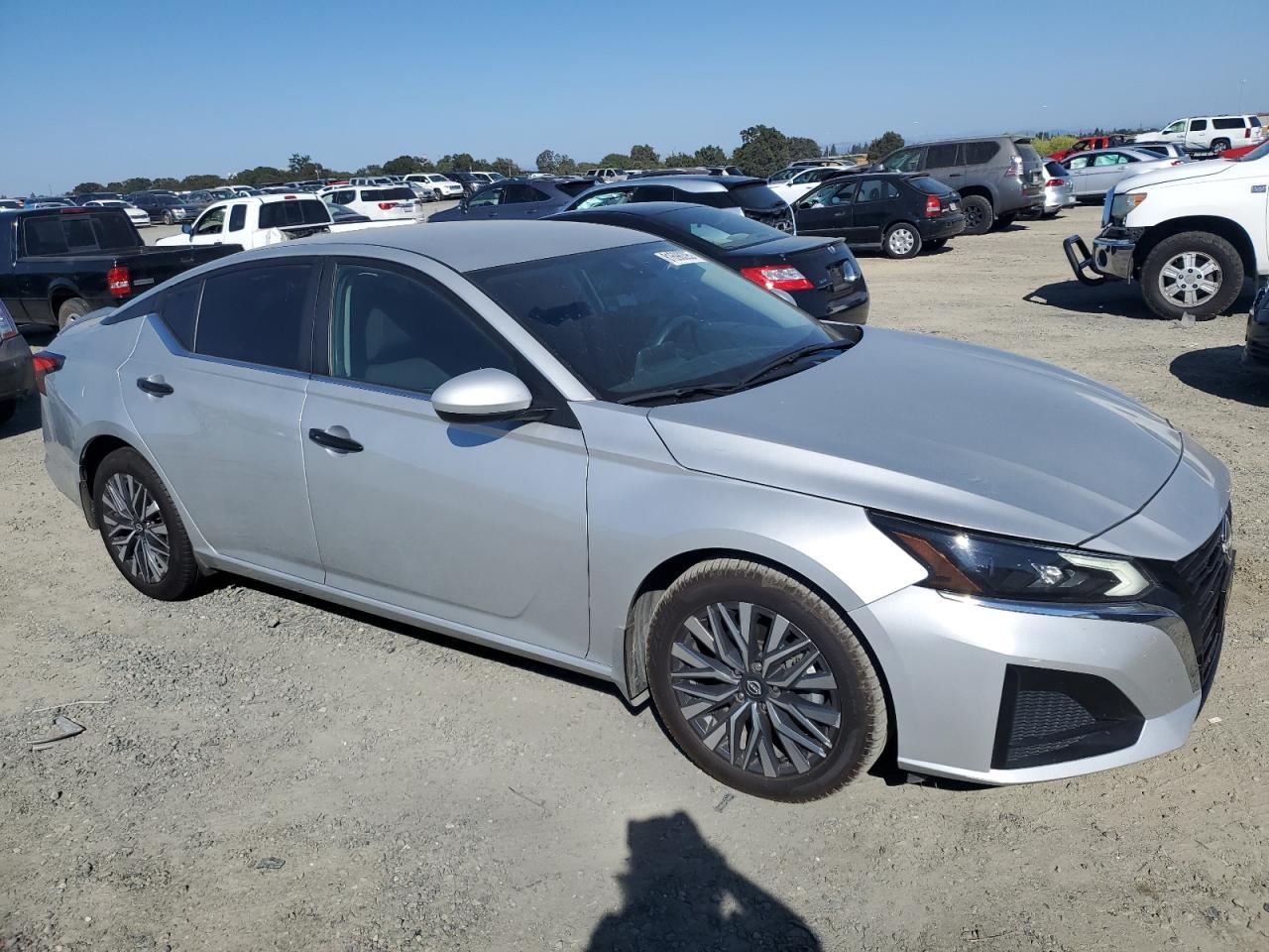 2023 NISSAN ALTIMA