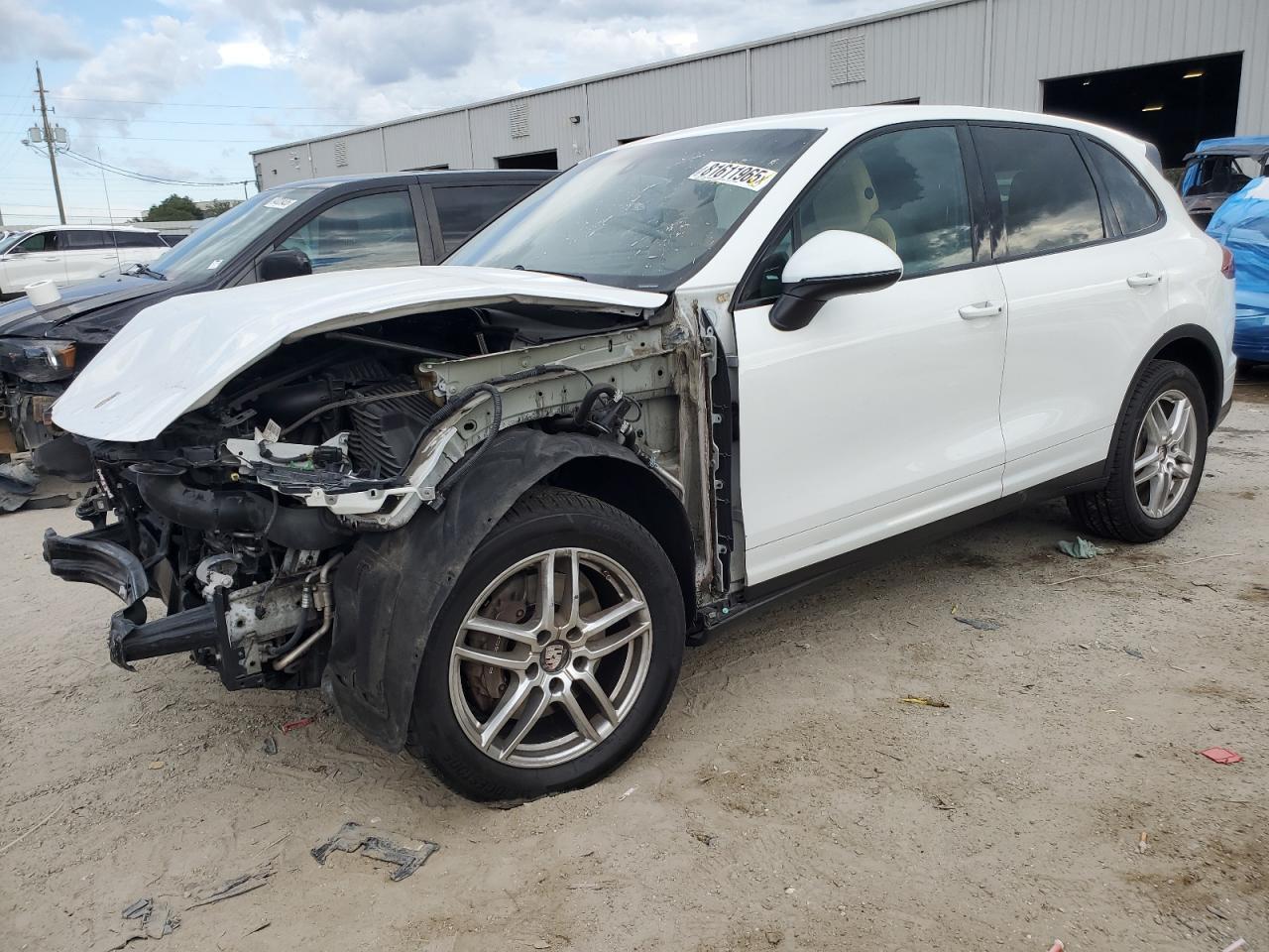 2018 PORSCHE CAYENNE