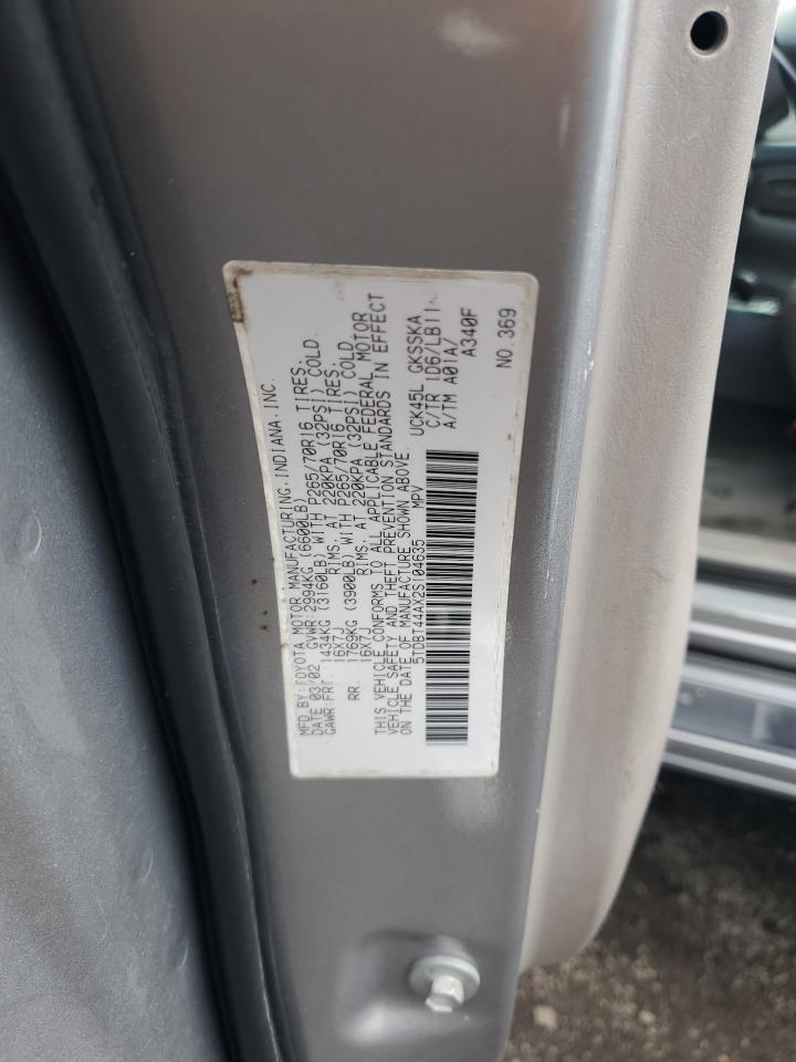2002 TOYOTA Sequoia