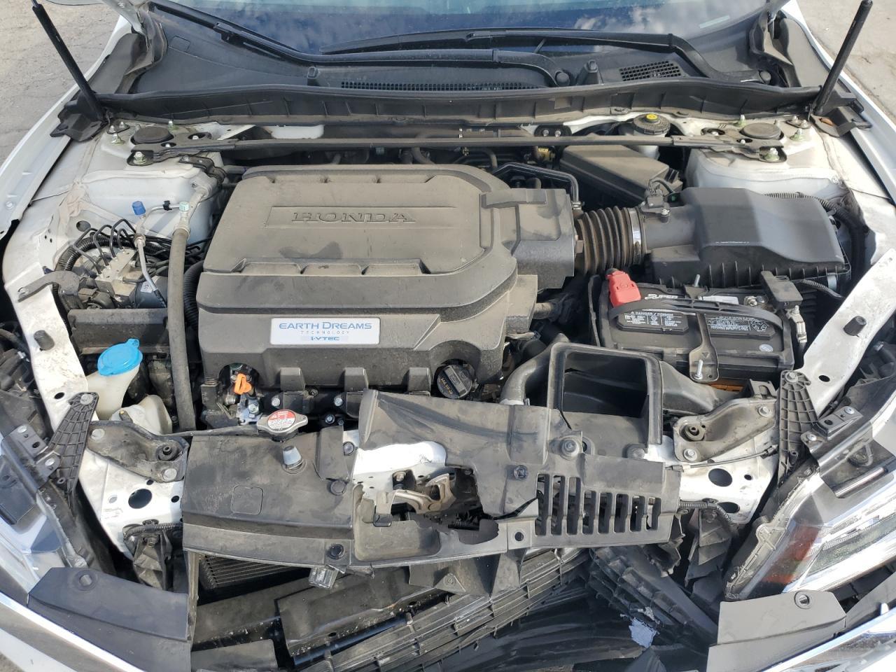 2017 HONDA ACCORD