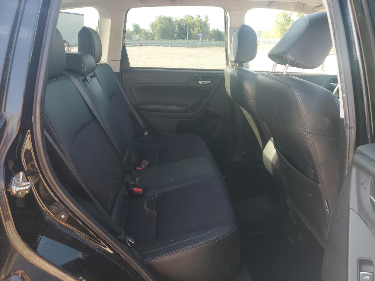 2018 SUBARU FORESTER