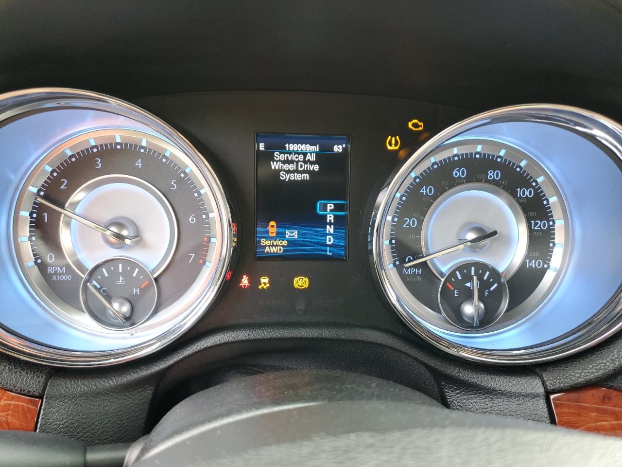 2014 CHRYSLER 300
