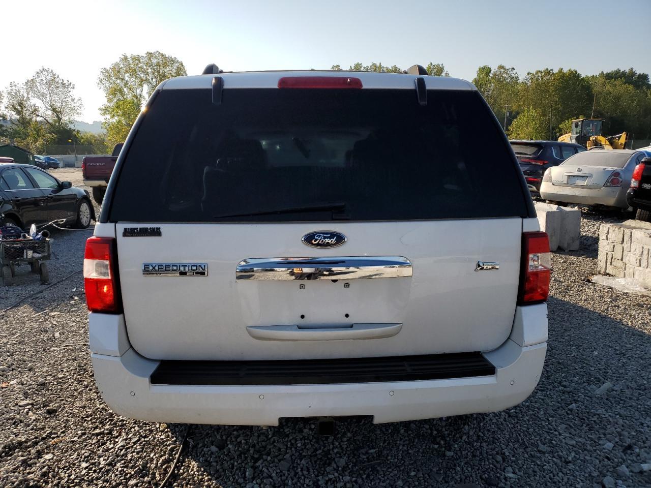 2013 FORD Expedition