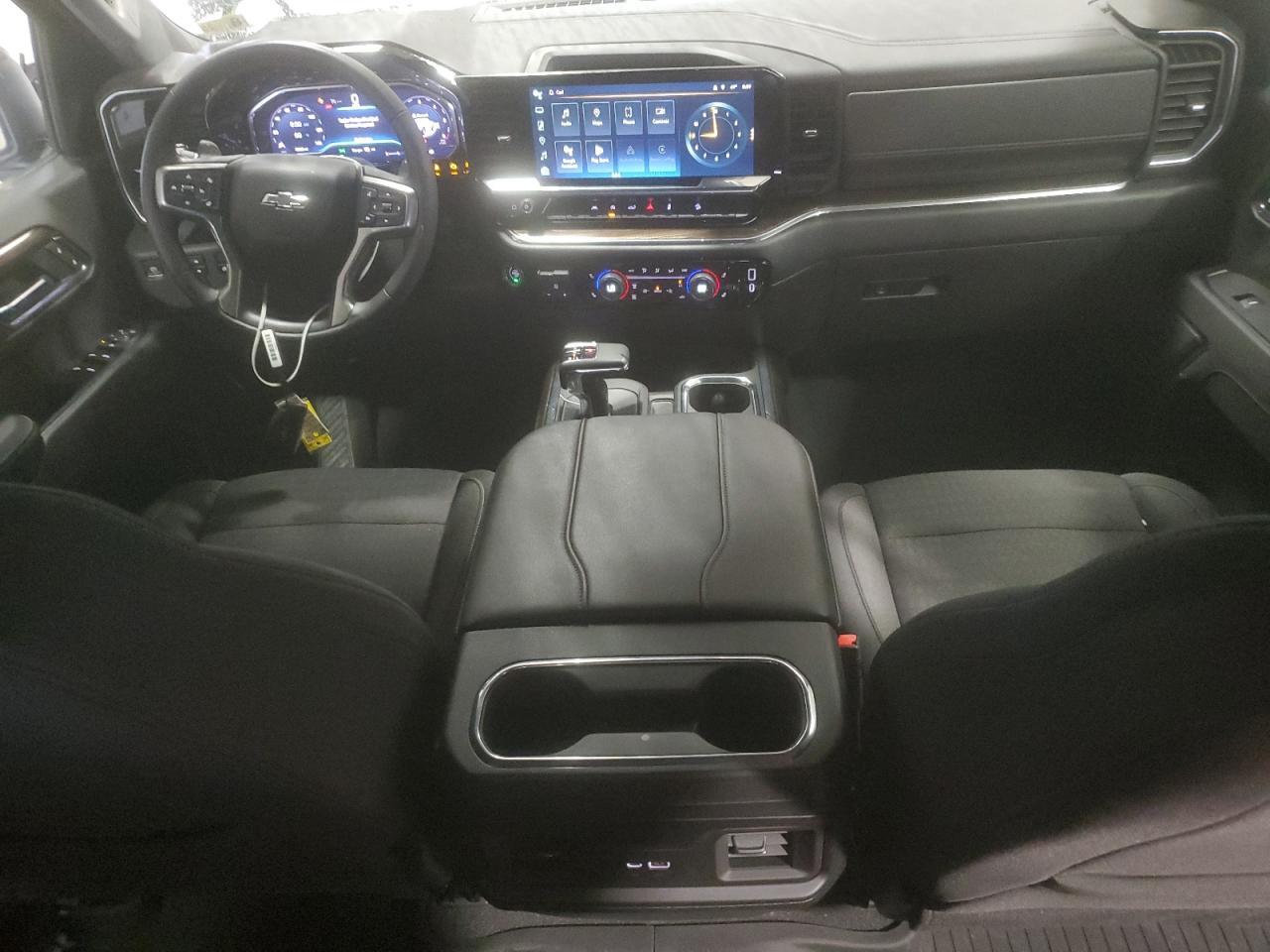 2023 CHEVROLET Silverado