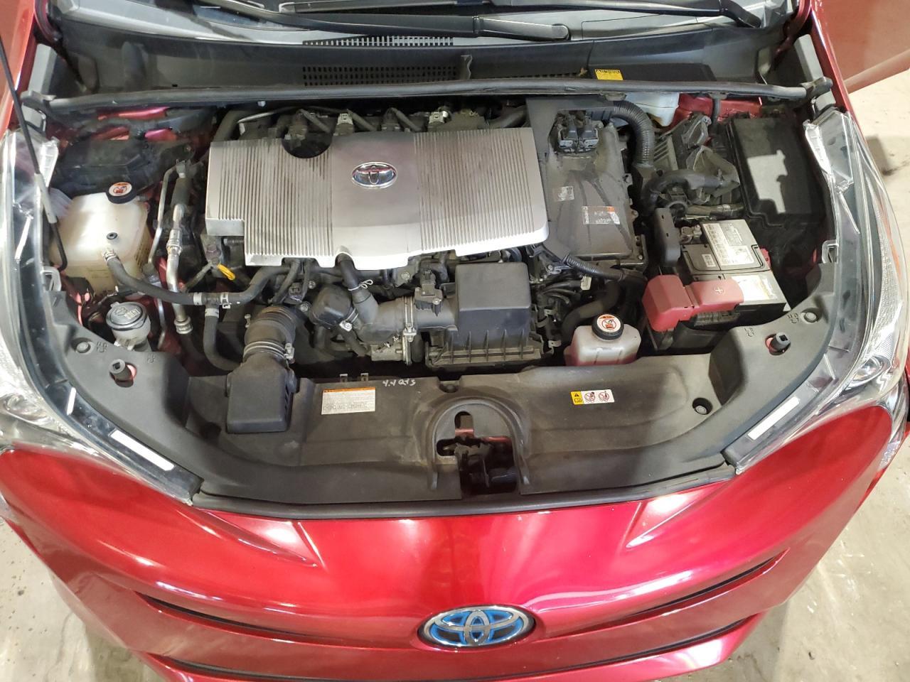 2017 TOYOTA PRIUS