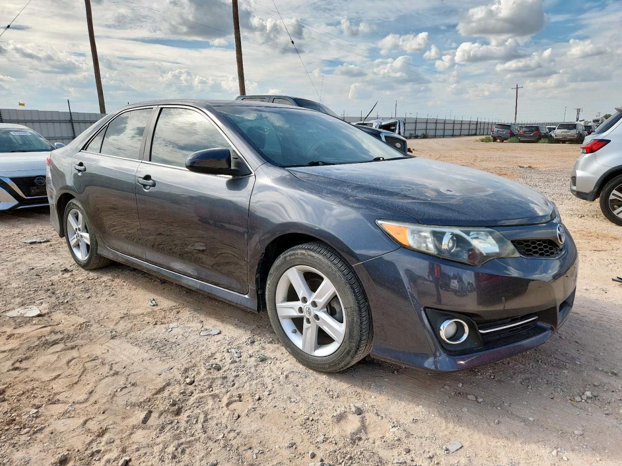 2012 TOYOTA CAMRY